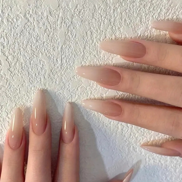 24 Pieces Fake Press On Nails - Picture 6 of 6